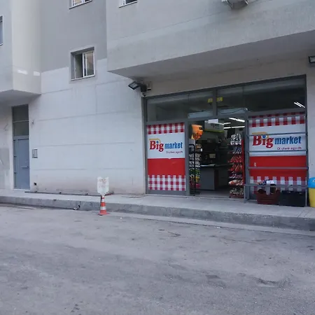 Nektarios Apartament *