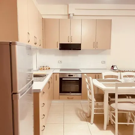 Nektarios Apartament アパート
