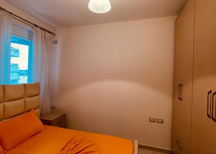 Nektarios Appartamento Sarandë